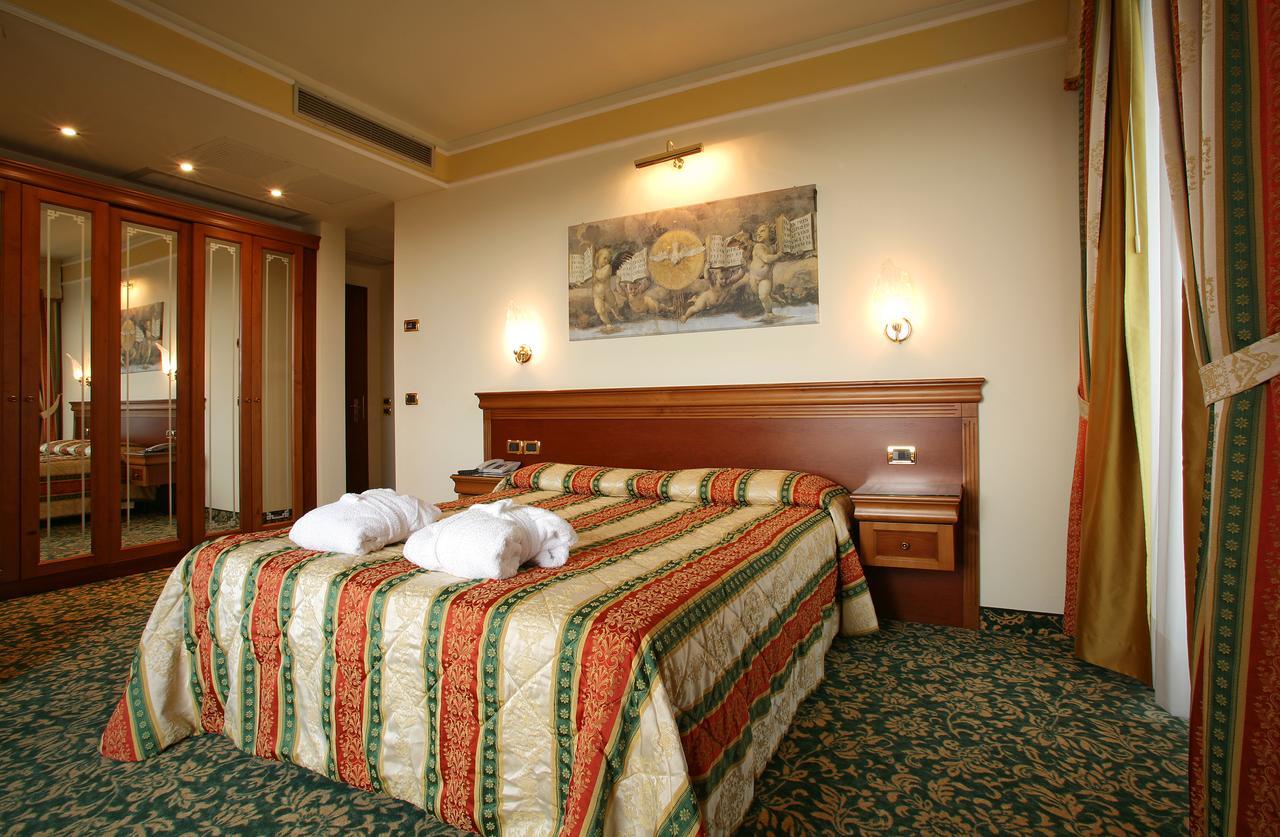אבנו טרמה Hotel Terme Cristoforo מראה חיצוני תמונה