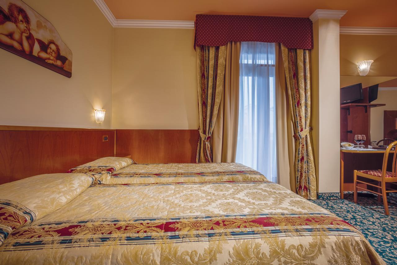 אבנו טרמה Hotel Terme Cristoforo מראה חיצוני תמונה